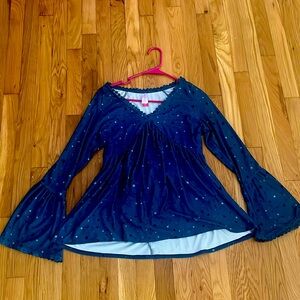 Blue star flared long sleeve top